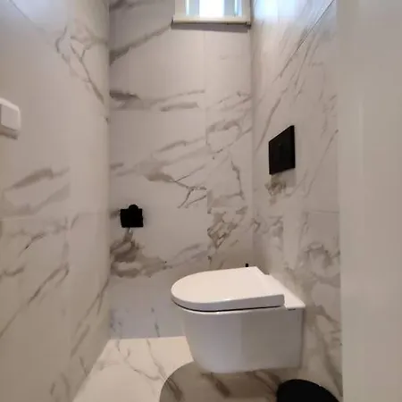 K50159 Spacious And Modern Near The Center, Free Parking Eindhoven