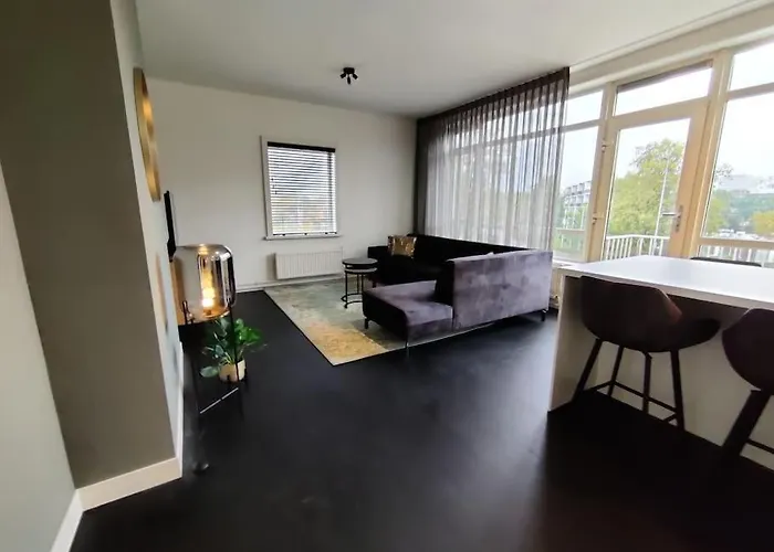 Apartment A 6p Free Public Parking *