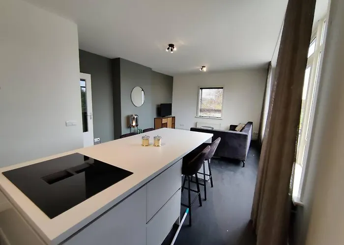 A 6p Free Public Parking Apartment Eindhoven